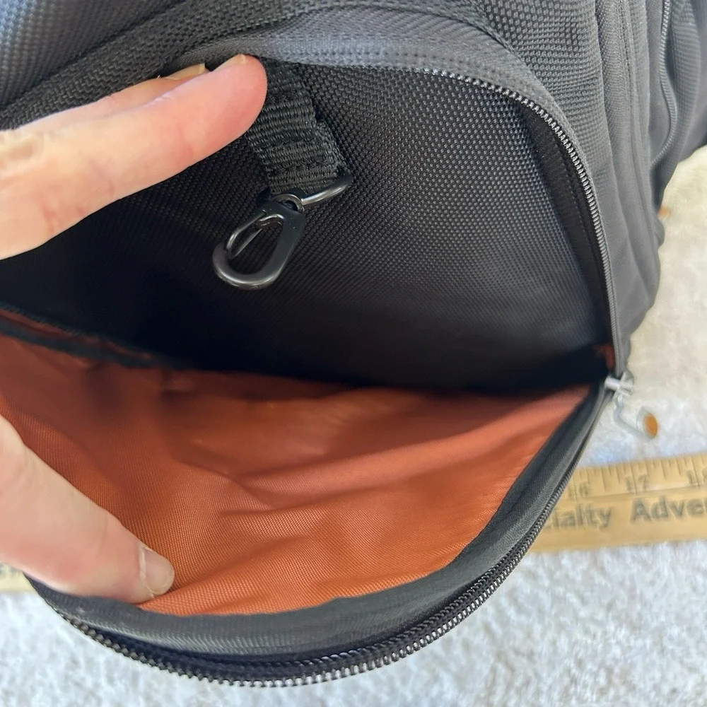 Jansport converts backpack
